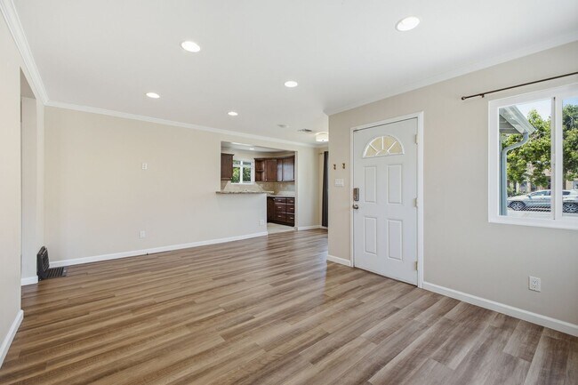 Building Photo - Stunning 3-Bedroom Burbank Home with Office & Entertainer’s Backyard
