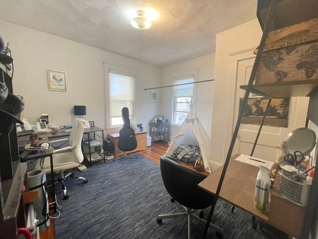 Building Photo - 509 Washington St