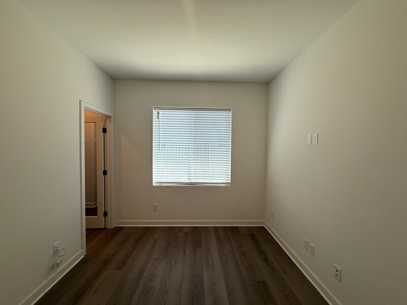 Building Photo - 11812 Ella Ln