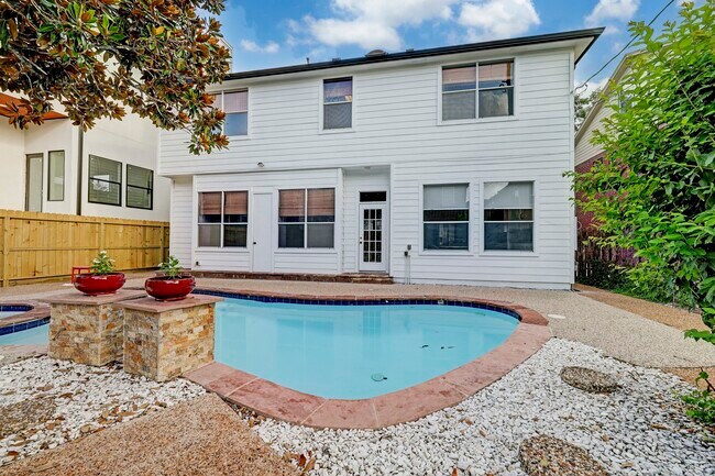 Building Photo - 4402 Holt St