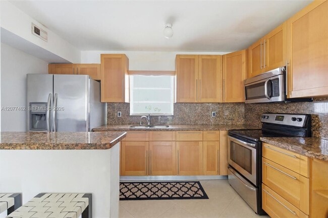 Building Photo - 7680 SW 82nd St