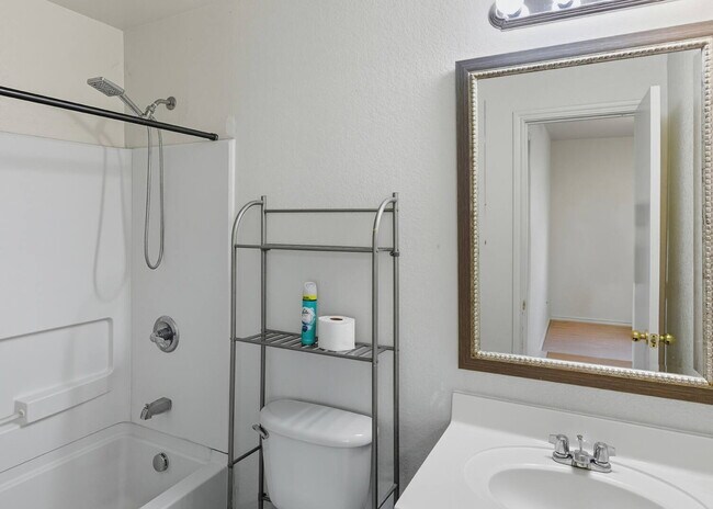 Building Photo - Incredible value with a **washer, dryer, r...