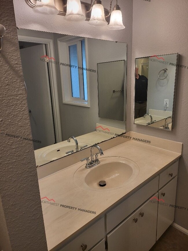 Building Photo - STATUS: *PENDING APPLICATION*  | R320 | $1895