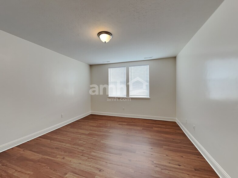 Building Photo - 55 S Fremont St