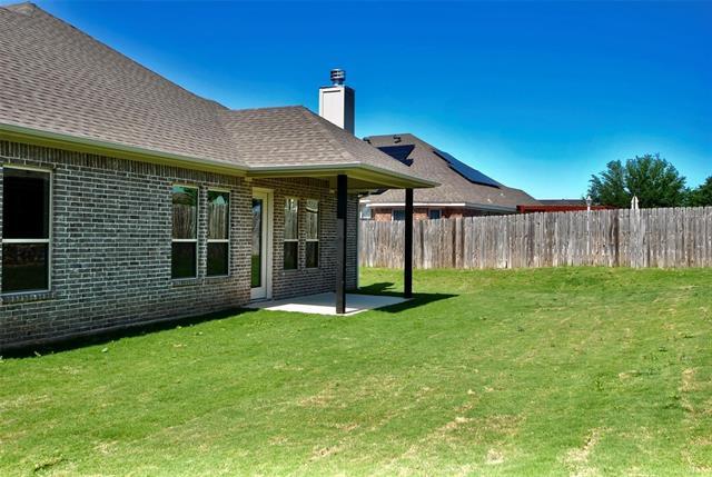 Building Photo - 3002 Promenade Dr