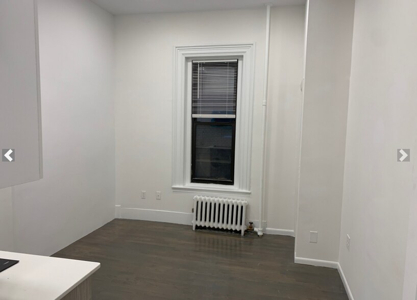 Building Photo - 254 Newbury St