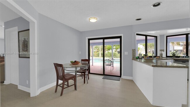 Building Photo - 540 SW 101st Ave