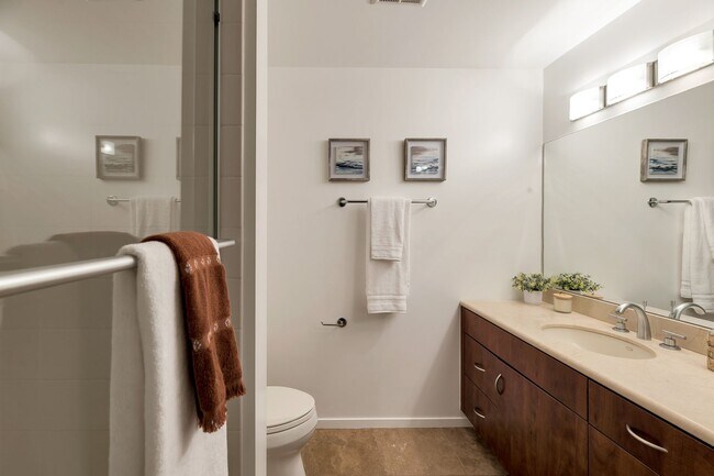 Building Photo - Modern Elegance and Style Colony Camelview 2 Bed Condo