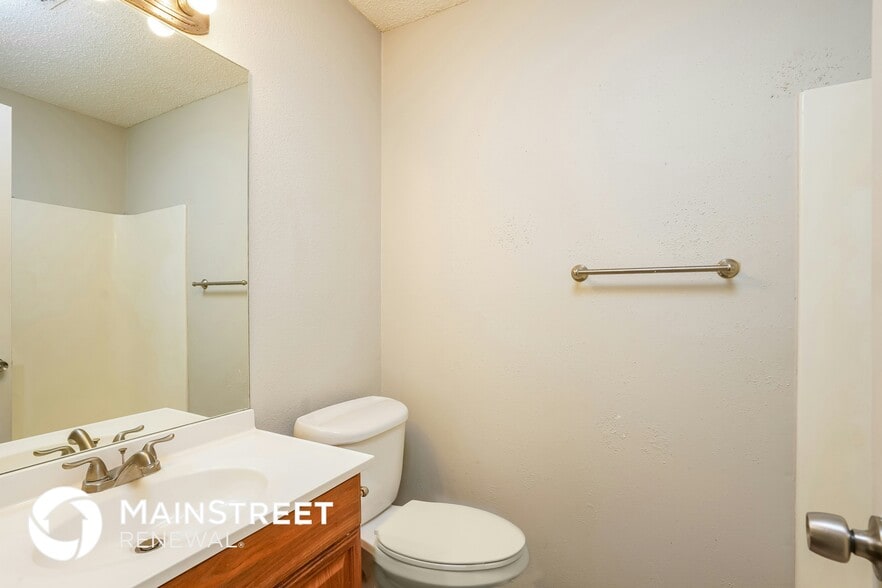 Building Photo - 22511 Leedstown Ln