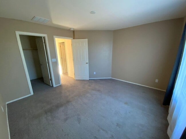 Building Photo - STUNNING 3 BEDROOM, 2.5 BATH HOME IN NORTHWEST LAS VEGAS!