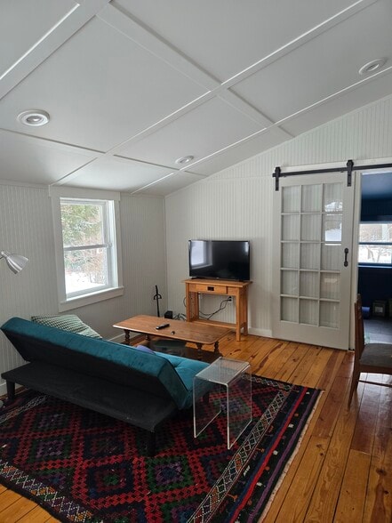 Building Photo - 143 Horner Ln