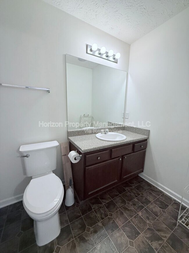 Building Photo - 5705 Mountain Top Pl