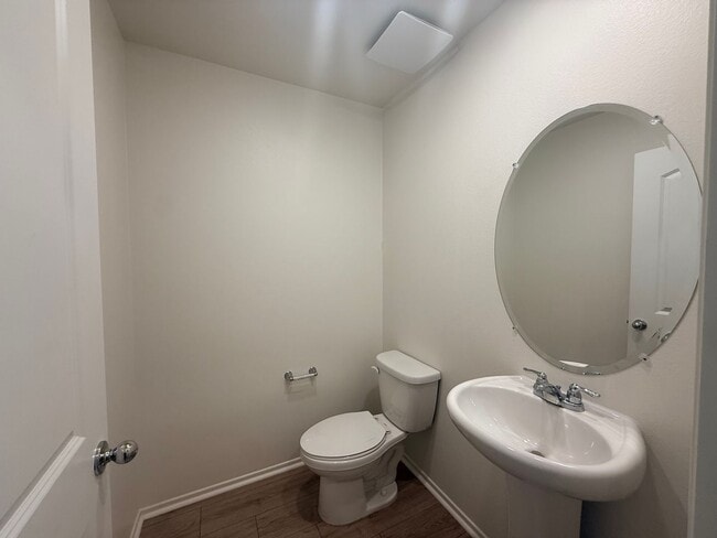 Building Photo - Beautiful newer 3-Bedroom home is now renting