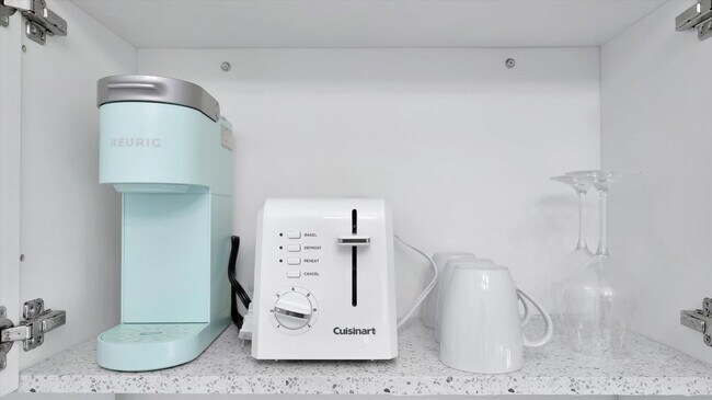 Building Photo - 711 E Gulf Blvd