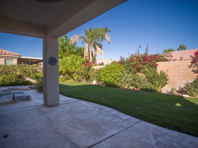 Building Photo - 42222 Revere St