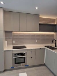 Building Photo - 2899 Collins Ave