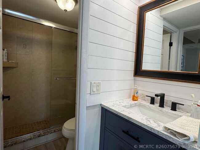 Building Photo - 305 N Pompano Beach Blvd