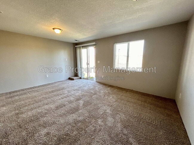 Building Photo - 424 W 91st Cir
