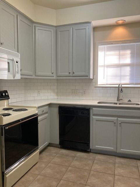 Building Photo - 2100 San Gabriel St