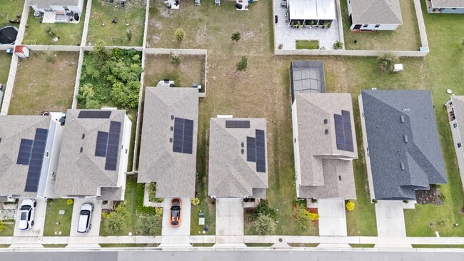 Building Photo - 571 Jett Ln