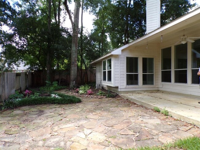 Primary Photo - 22 Quince Tree Pl