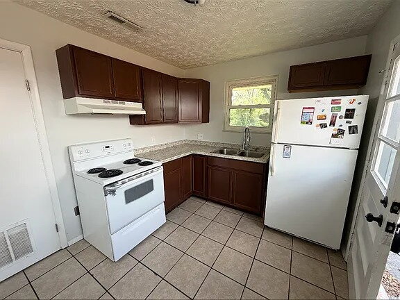 Building Photo - MY BEAUTIFUL HOME FOR RENT
