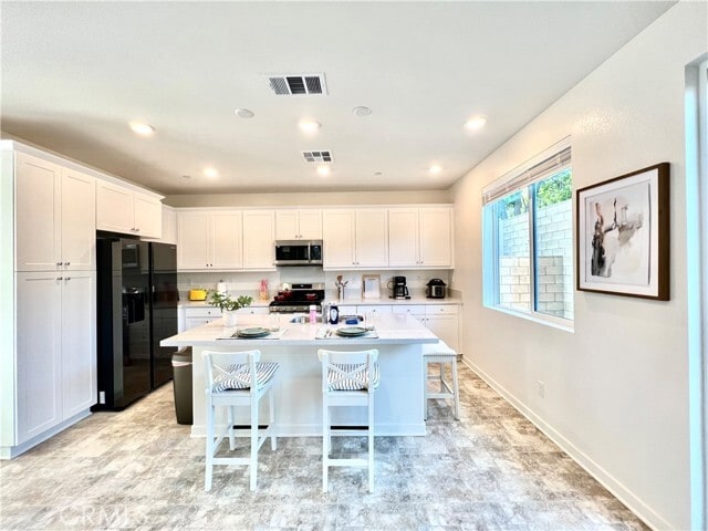 Building Photo - 3082 Carrizo Dr