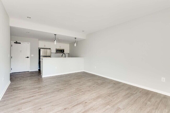 Building Photo - 1420 Ewing Pk Lp