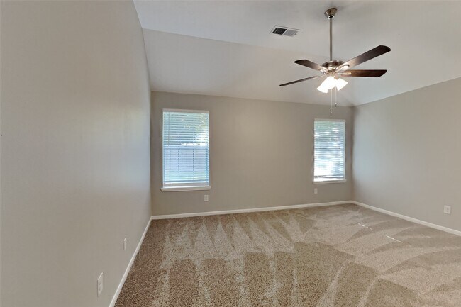 Building Photo - 18702 Timber Way Dr