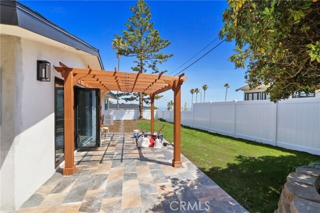 Building Photo - 1703 Pescadores Ave