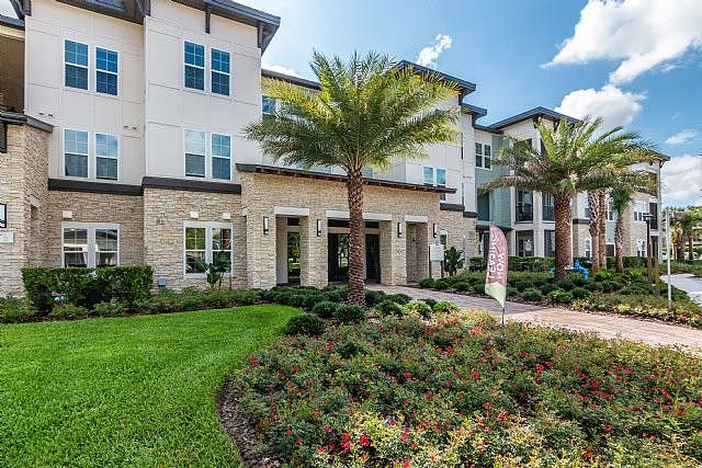 Building Photo - The Alexander at Sabal Point