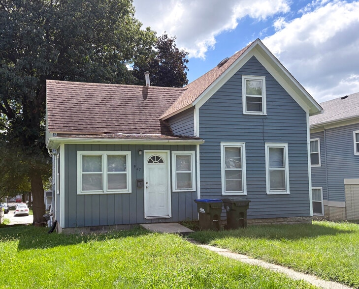 Primary Photo - 947 E Market St