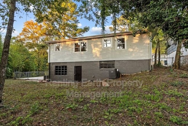 Building Photo - 712 84th St S