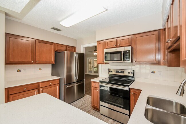 Building Photo - 3146 Chapelwood Ln