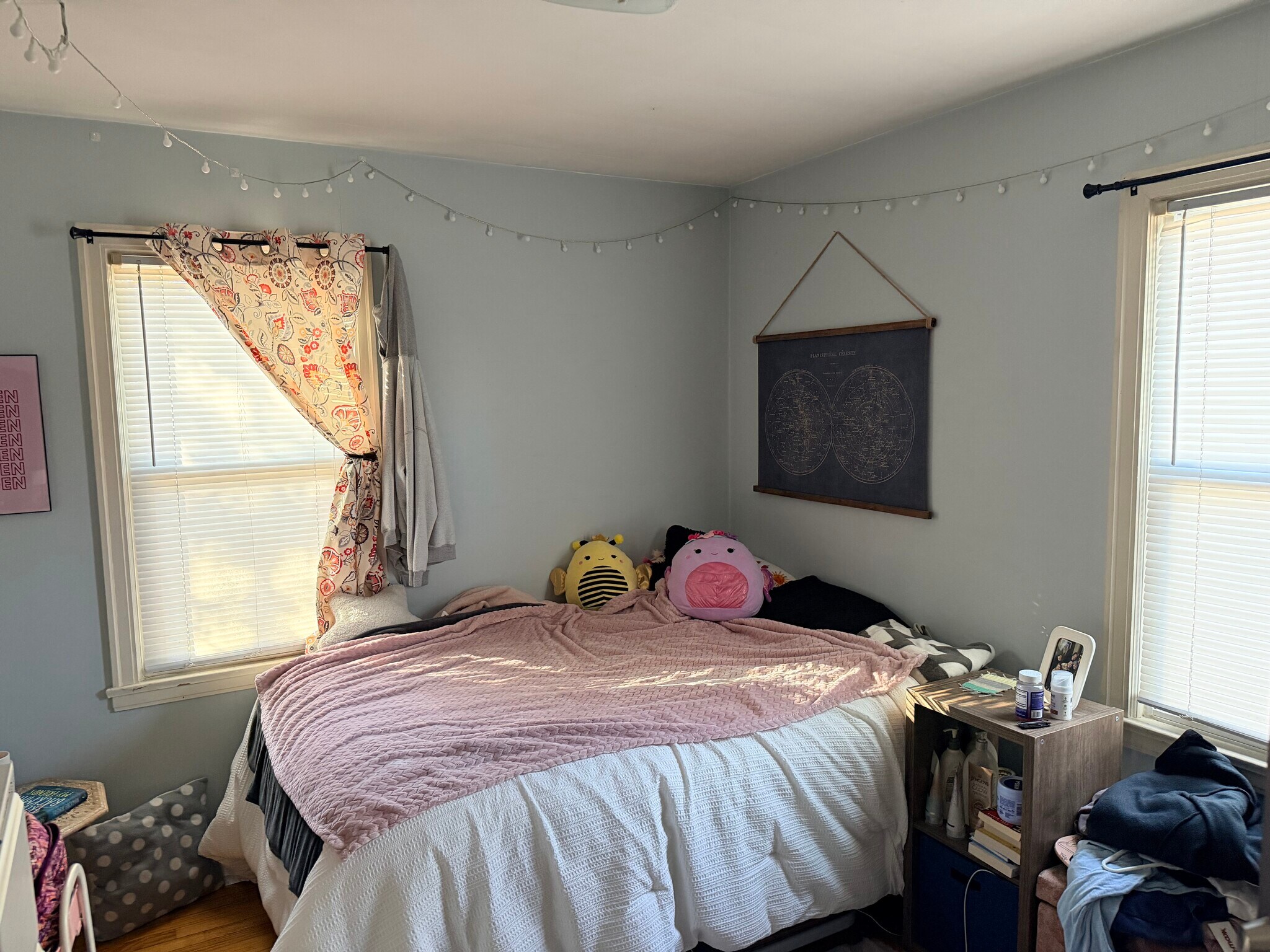 Building Photo - 412 6th Ave