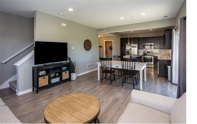 First Floor - 3509 SE Glen Dr