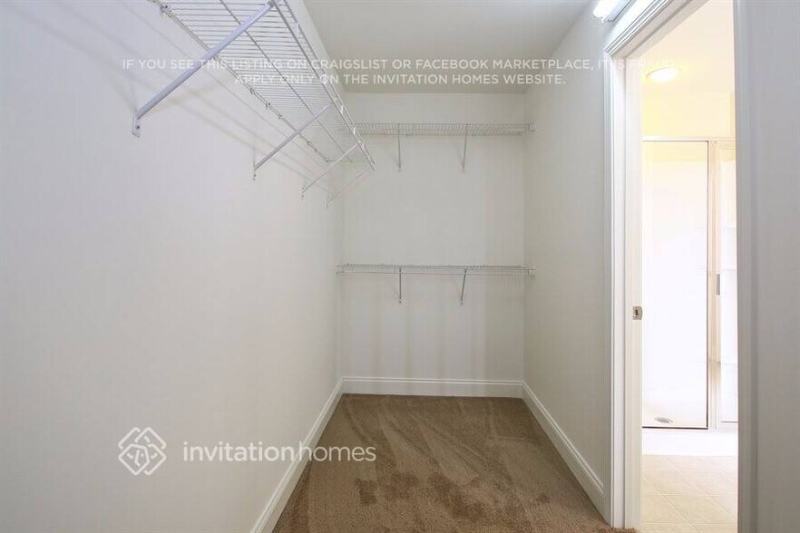 Building Photo - 10006 Granite Trail Ln