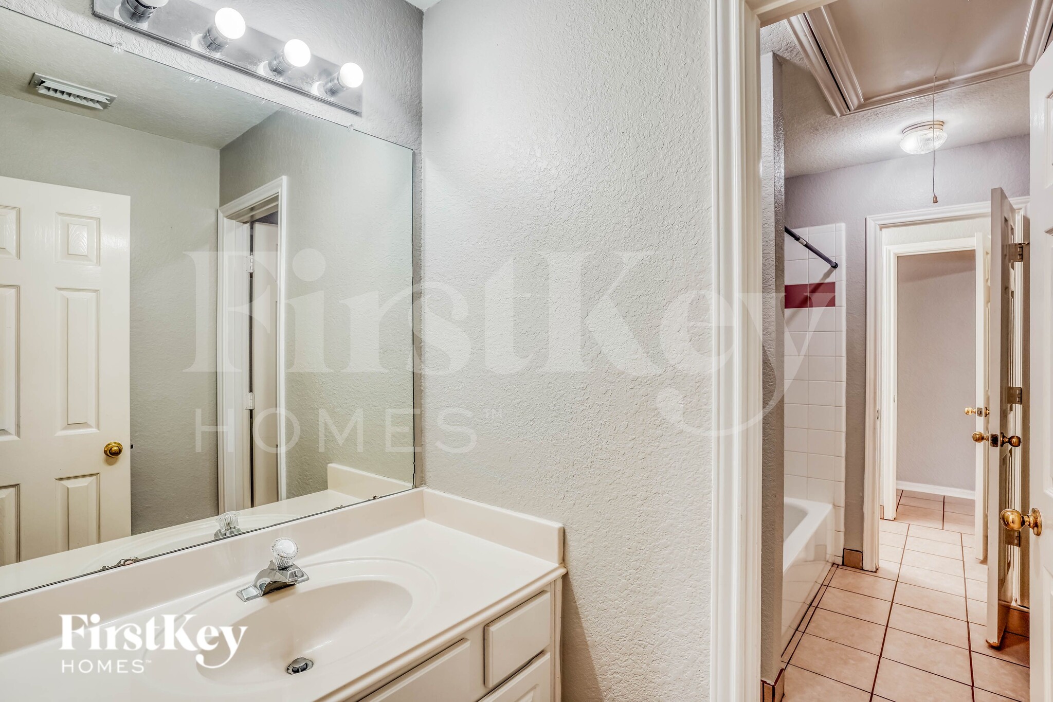 Building Photo - 10330 Claybrook Dr