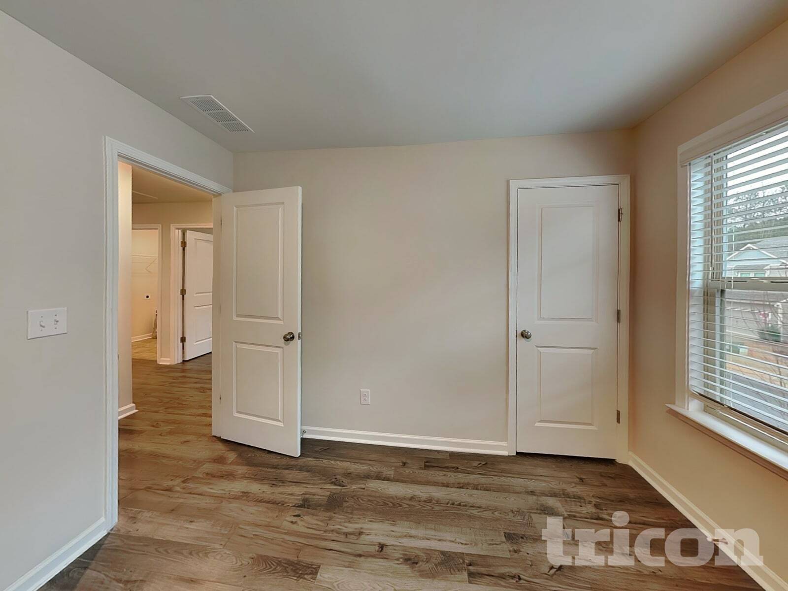 Building Photo - 203 Chapelcrest Ln