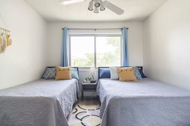 Building Photo - 41691 Jamaica Sands Dr