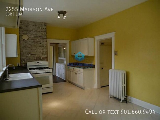 Building Photo - Newly renovated 2/3 BR bungalow in trendy ...