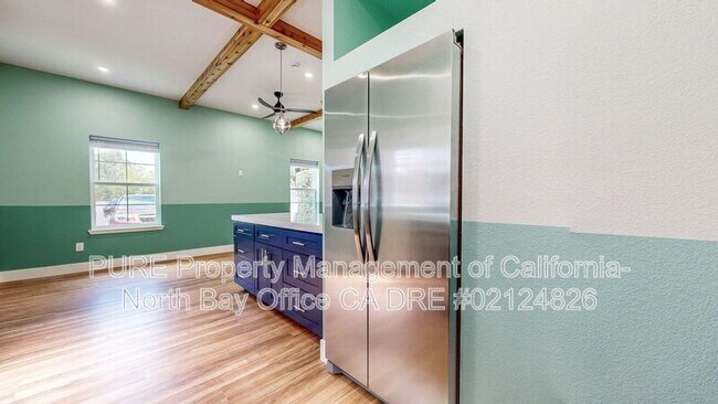 Building Photo - 2310 Wicket Ave