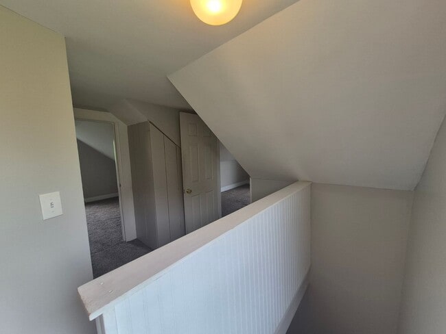 Building Photo - Westbrook 2 bedroom home