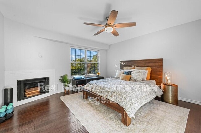 Building Photo - 5740 Martel Ave