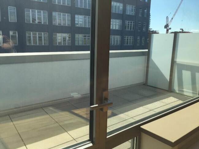 Building Photo - 2 bedroom in BROOKLYN NY 11249