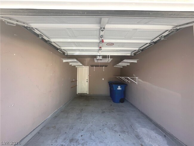 Building Photo - 1809 Snow Spring Ln