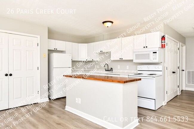 Building Photo - 26 Paris Creek Ct
