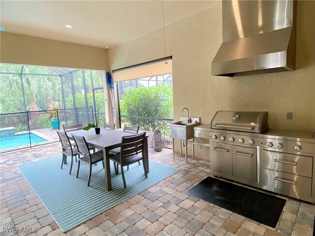 Building Photo - 9432 Purple Martin Ct