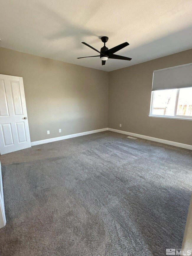Building Photo - 600 Panama Dr
