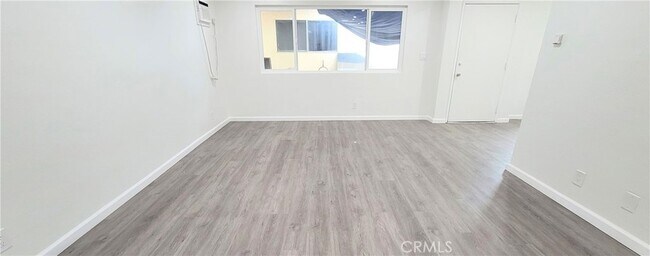 Building Photo - 1417 S Greenwood Ave